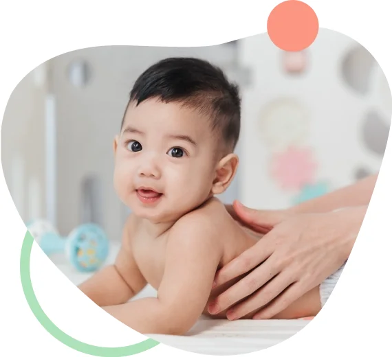 Hướng dẫn cách dùng dầu massage Yoosun Rau má cho bé