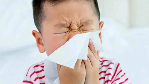 Dấu hiệu trẻ bị dị ứng sữa công thức