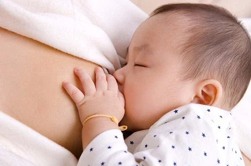 Dị ứng sữa công thức ở trẻ sơ sinh