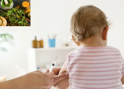 Bố mẹ có nên tắm cho trẻ sau tiêm phòng không Có nên tắm cho trẻ sau tiêm phòng không