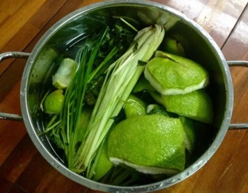 Hướng dẫn cách nấu vỏ bưởi tắm cho bé Cách nấu vỏ bưởi tắm cho bé