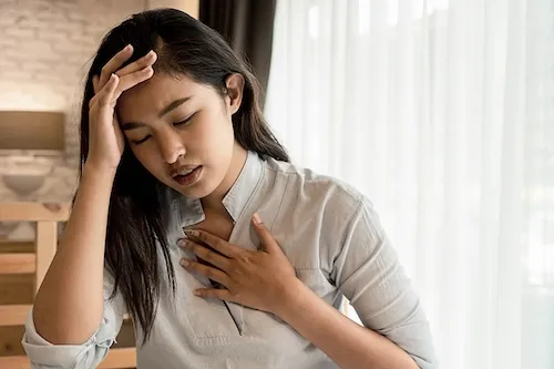 dị ứng ăn ve sầu