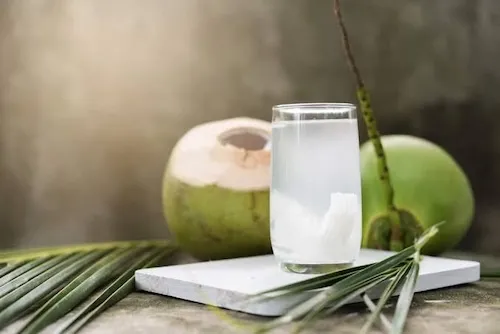 bị dị ứng có uống nước dừa được không