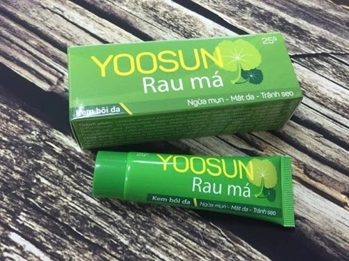 Cách trị mụn ở trán tại nhà