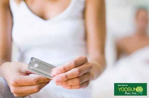 Nguyên nhân bị mụn nội tiết là gì