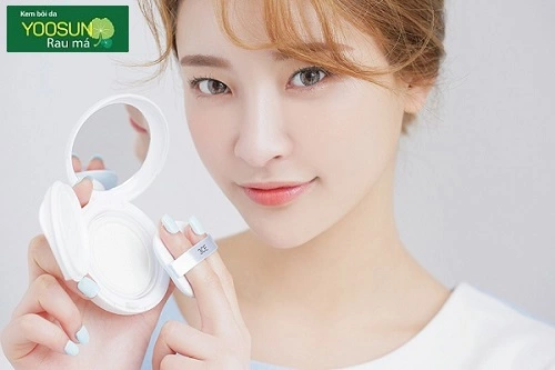 Mỹ phẩm trang điểm cho da mụn