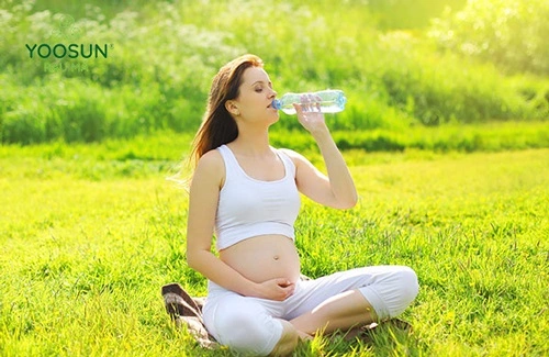 Rôm sảy ở bà bầu phải làm sao 