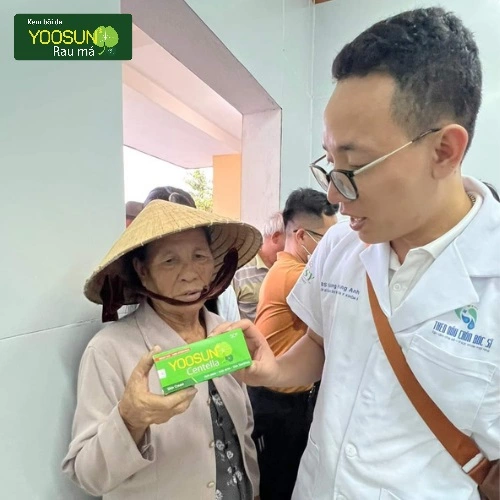 Kem bôi da yoosun rau má làm từ thiện
