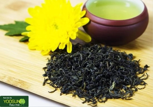 tắm nước chè khô có tác dụng gì