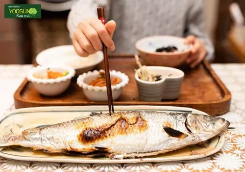 Bị thủy đậu có ăn được cá không