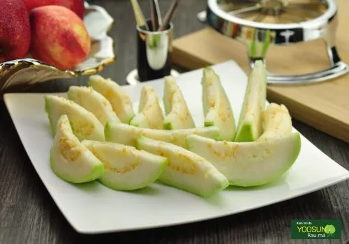bị thủy đậu có nên ăn ổi không