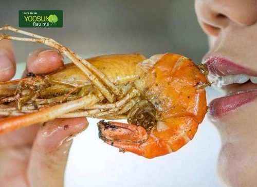 bị thuỷ đậu có ăn được hải sản không